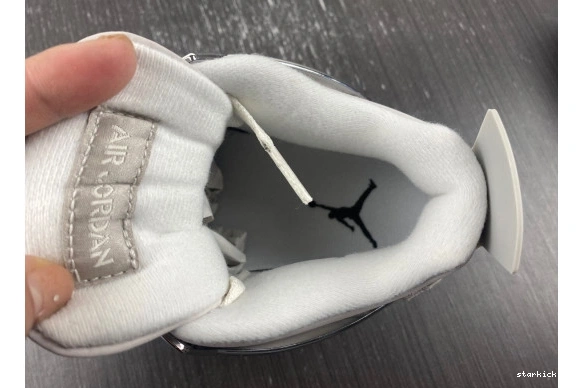 4 Frozen Moments Retro  AQ9129-001 AQ9129-001  Jordan 1208